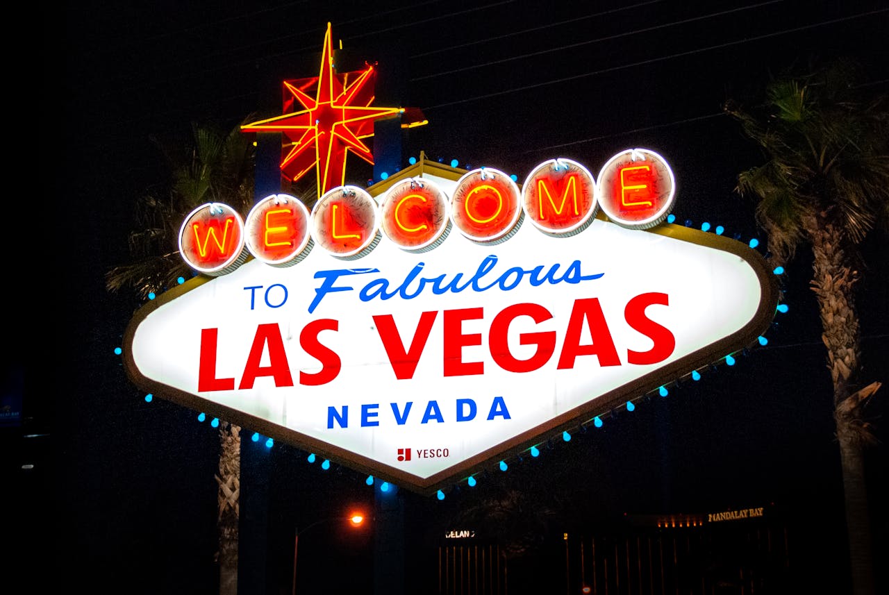 Cartel Welcome to Las Vegas Nevada que indica la ubicación de la ciudad en Estados Unidos
