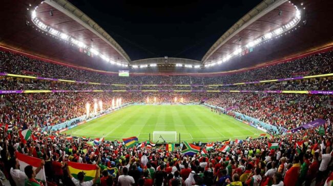 Estadio lleno durante un partido internacional de fútbol asociado al Mundial 2026