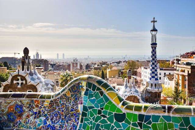Vista de Barcelona desde el Park Güell, una de las atracciones más visitadas para incluir en el presupuesto de viaje.