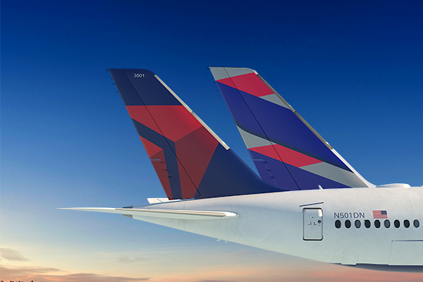 Delta SkyMiles y LATAM Pass: cómo aprovechar la alianza para viajar a Estados Unidos Avión de Delta en vuelo, una de las aerolíneas clave de la alianza con LATAM para conectar Sudamérica y Estados Unidos.