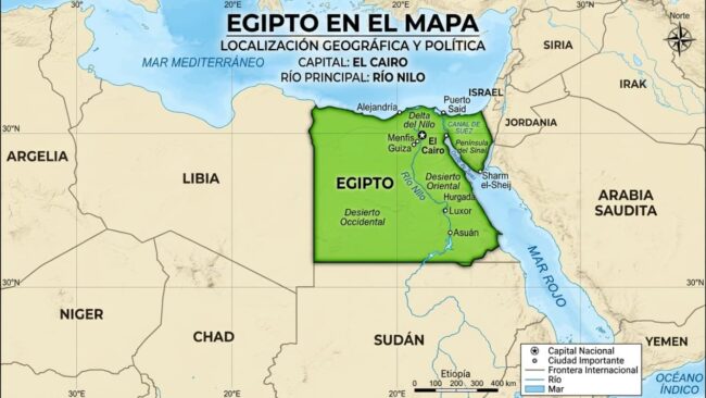 Mapa de Egipto en el noreste de África, con El Cairo, el río Nilo, el mar Mediterráneo, el mar Rojo y sus límites con Libia, Sudán e Israel.