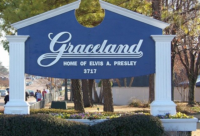 Cartel de entrada a Graceland, la casa de Elvis Presley en Memphis, Tennessee
